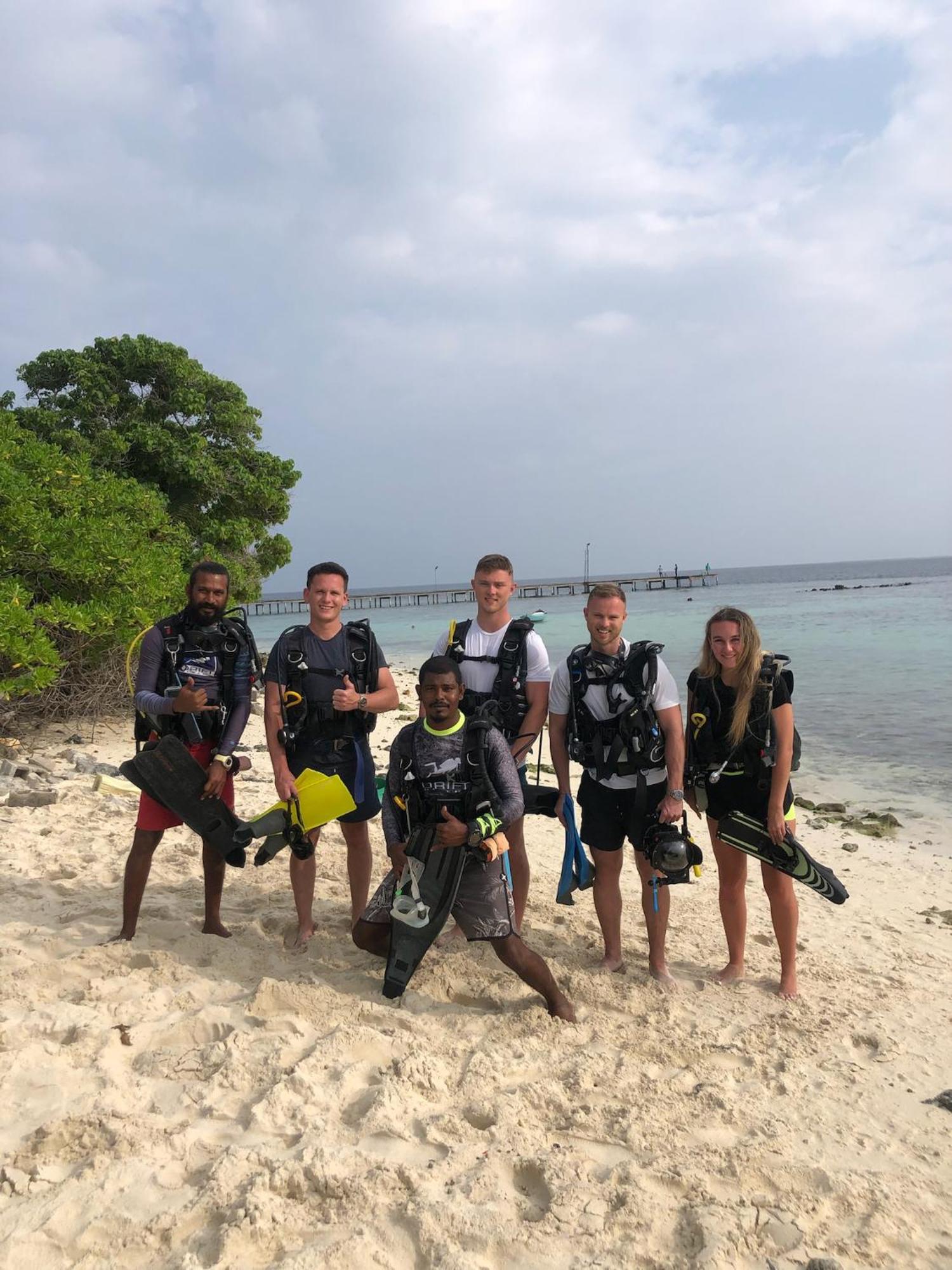 ホテル Hudhuvelimaldives Omadhoo エクステリア 写真